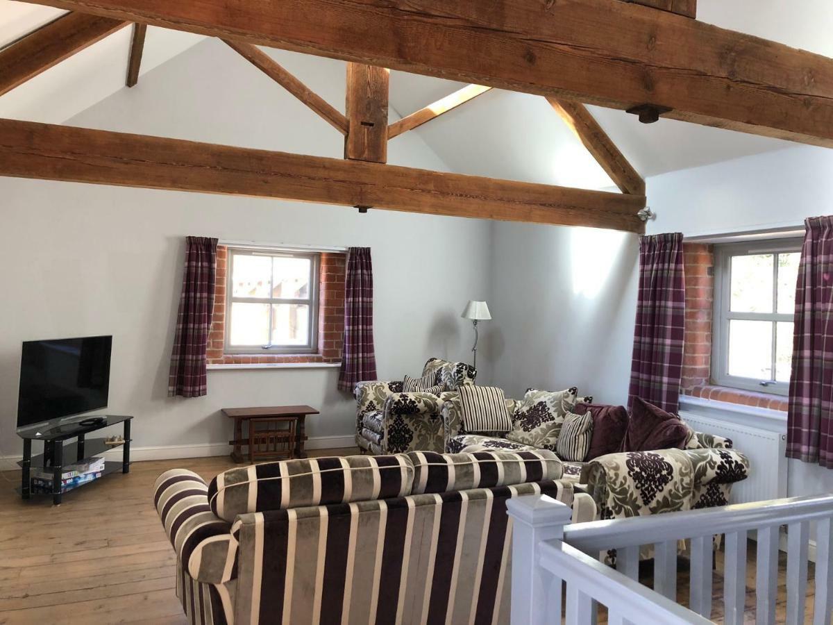 קוטינגהם The Granary, Wolds Way Holiday Cottages, Spacious 3 Bed Cottage מראה חיצוני תמונה